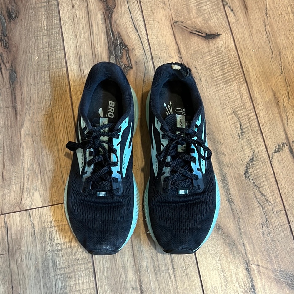 Brooks Tennis Shoes Gem